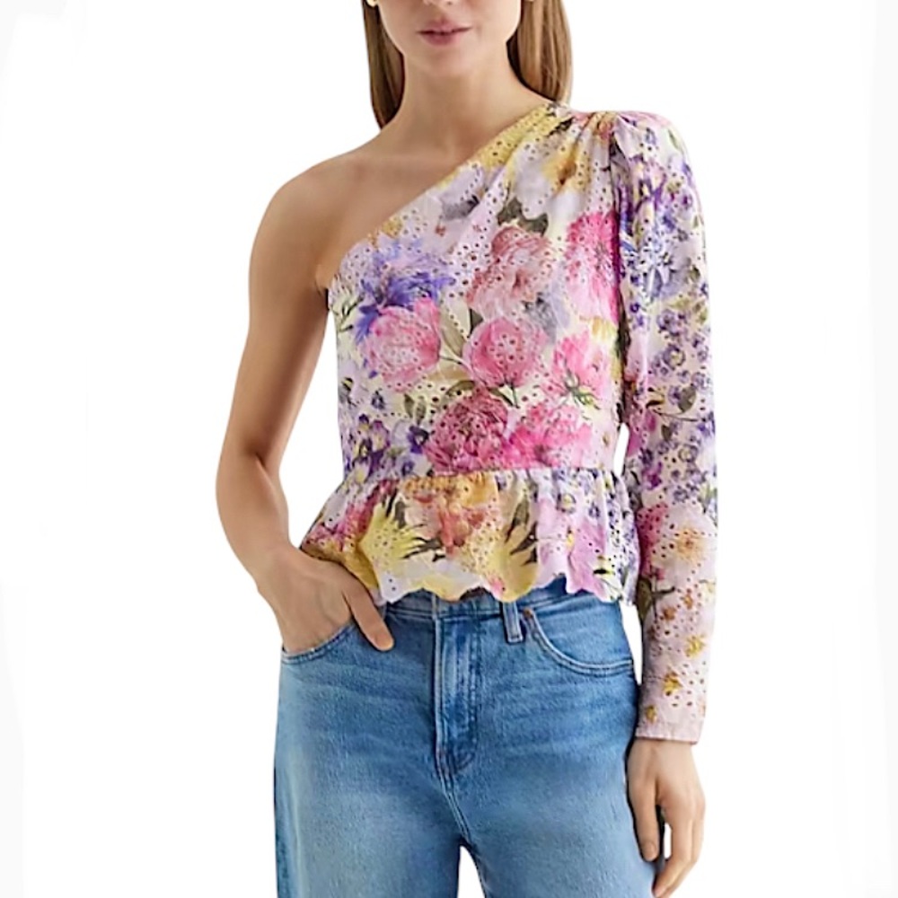 NWT Floral One Shoulder Peplum Lace Top